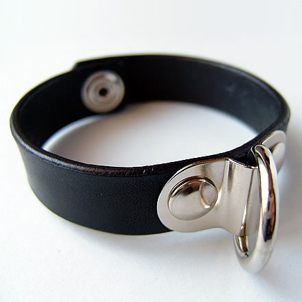 VACANT リストバンド Dカン（WRIST BAND D-KAN）【アクセサリー】の通販。【100円分ポイントプレゼント】｜最新アーティストの紹介＆音源・アーティストグッズ等個性的な音楽関連商品の通販