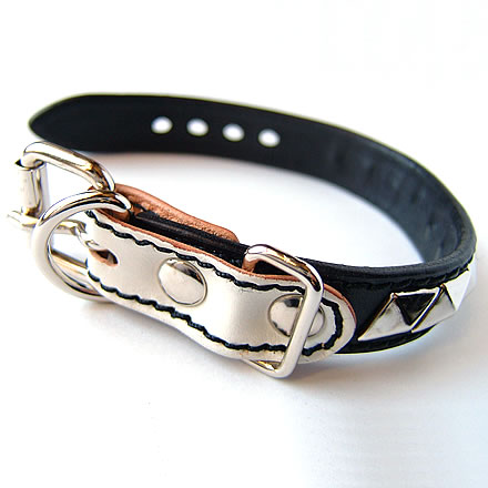 VACANT リストバンド ダイヤモンド型メタルスタッズ（WRIST BAND DIAMOND STUDS）【アクセサリー】の｜最新アーティストの紹介＆音源・アーティストグッズ等個性的な音楽関連商品の通販